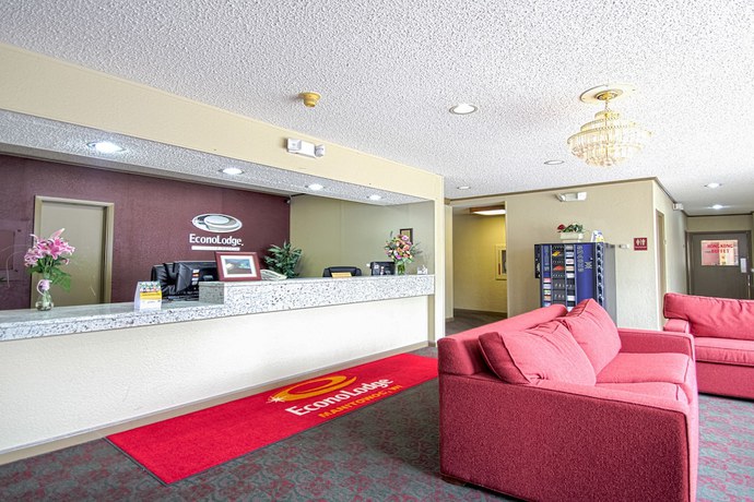 Imagen de los interiores del Hotel Days Inn By Wyndham Manitowoc. Foto 20
