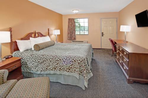 Imagen de la habitación del Hotel Days Inn By Wyndham Marietta White Water. Foto 8