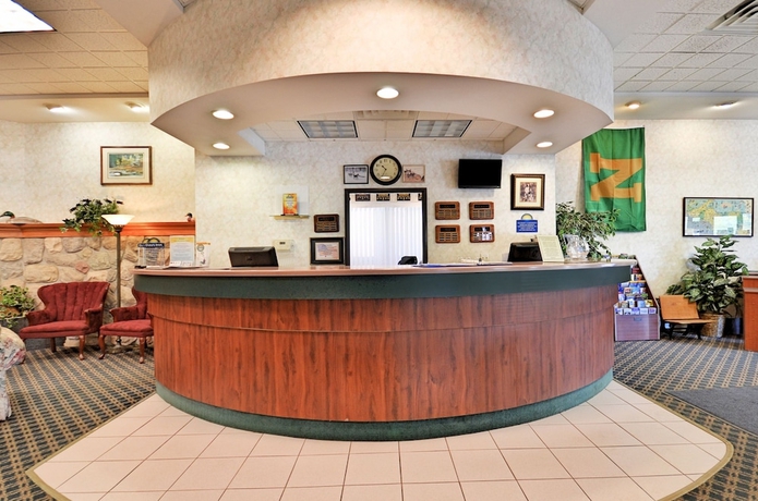 Imagen de los interiores del Hotel Days Inn By Wyndham Marquette. Foto 11