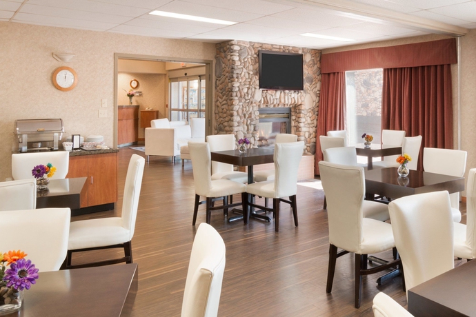 Imagen del bar/restaurante del Hotel Days Inn By Wyndham Medicine Hat. Foto 3