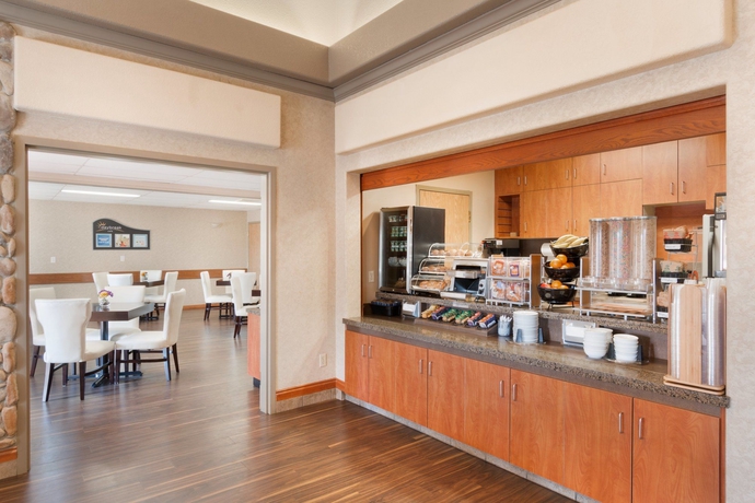 Imagen del bar/restaurante del Hotel Days Inn By Wyndham Medicine Hat. Foto 4