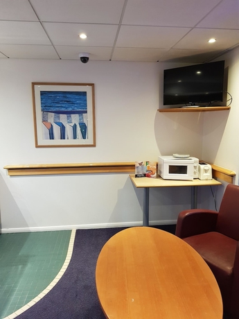 Imagen del bar/restaurante del Hotel Days Inn By Wyndham Membury M4. Foto 2