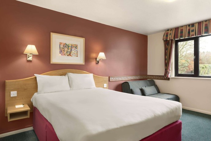 Imagen de la habitación del Hotel Days Inn By Wyndham Michaelwood M5. Foto 15