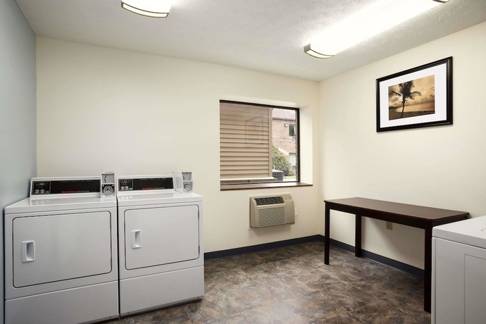Imagen de los interiores del Hotel Days Inn By Wyndham Middletown, Middletown-OH. Foto 13