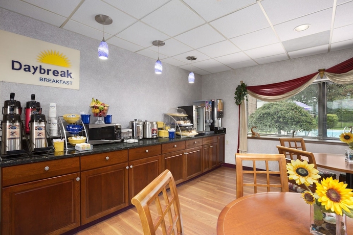 Imagen del bar/restaurante del Hotel Days Inn By Wyndham Middletown, Middletown-OH. Foto 4