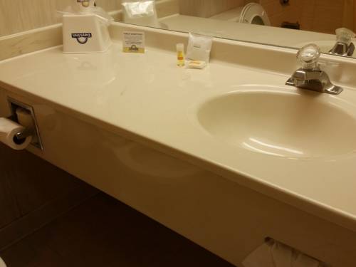 Imagen general del Hotel Days Inn By Wyndham Milan Sandusky South. Foto 1