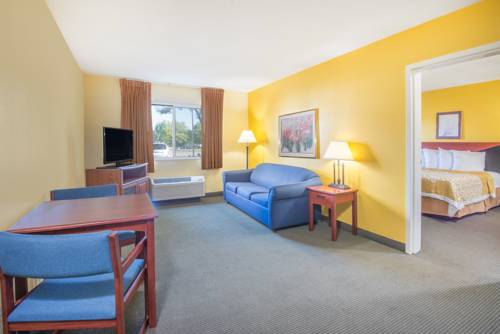 Imagen de la habitación del Hotel Days Inn By Wyndham Milan Sandusky South. Foto 8
