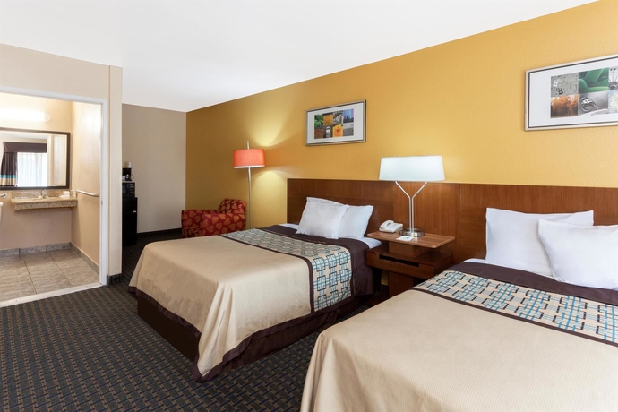 Imagen de la habitación del Hotel Days Inn By Wyndham Mission Valley/sdsu. Foto 5