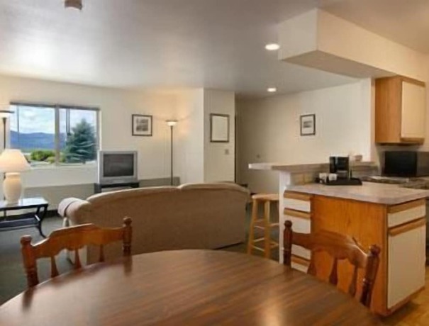 Imagen de la habitación del Hotel Days Inn By Wyndham Missoula Airport. Foto 8