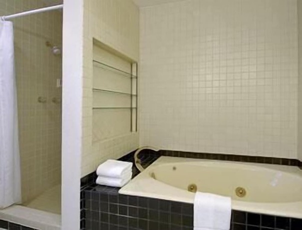 Imagen de la habitación del Hotel Days Inn By Wyndham Missoula Airport. Foto 9