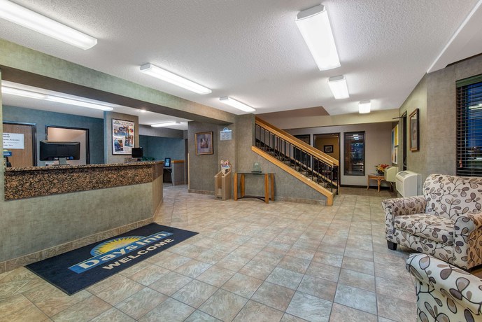 Imagen de los interiores del Hotel Days Inn By Wyndham Mitchell Sd. Foto 14