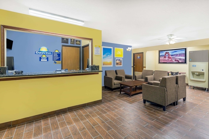Imagen de los interiores del Hotel Days Inn By Wyndham Moab. Foto 18
