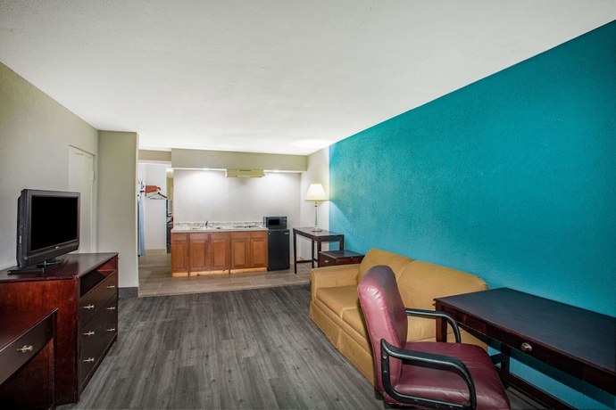 Imagen de la habitación del Hotel Days Inn By Wyndham Mobile I-65. Foto 11