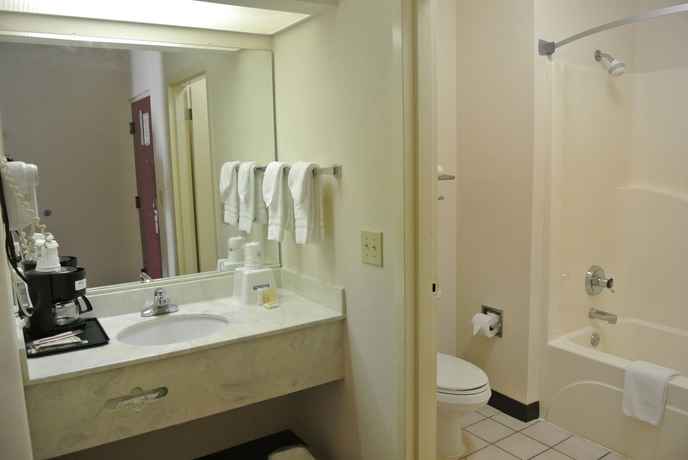 Imagen de la habitación del Hotel Days Inn By Wyndham Montgomery. Foto 11