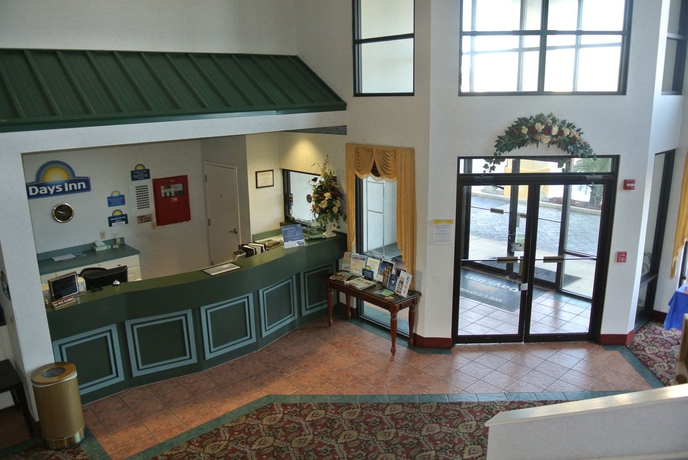 Imagen general del Hotel Days Inn By Wyndham Montgomery. Foto 1