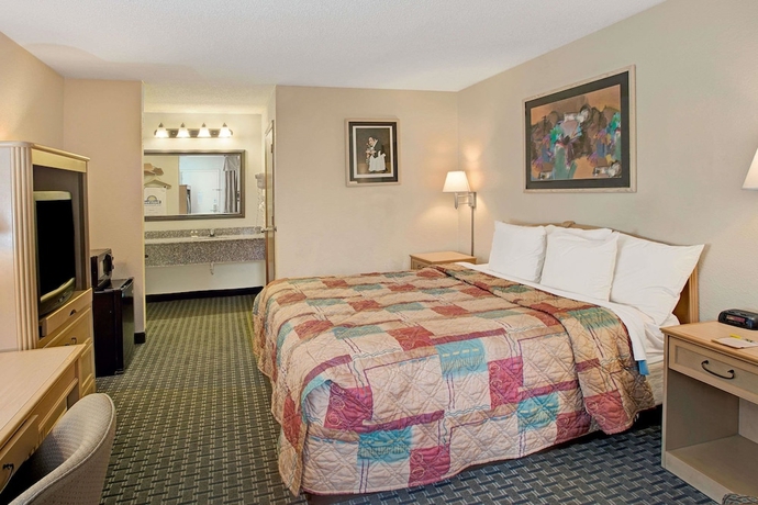 Imagen de la habitación del Hotel Days Inn By Wyndham Mooresville Lake Norman. Foto 9