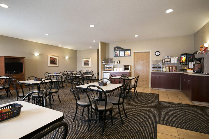 Imagen del bar/restaurante del Hotel Days Inn By Wyndham Moose Jaw. Foto 2