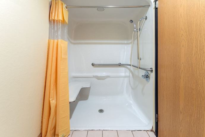 Imagen de la habitación del Hotel Days Inn By Wyndham Mount Vernon. Foto 7