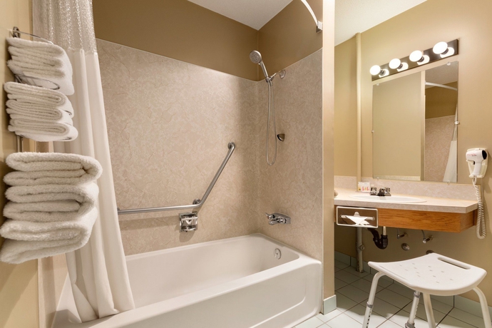 Imagen de la habitación del Hotel Days Inn By Wyndham Nanaimo. Foto 5