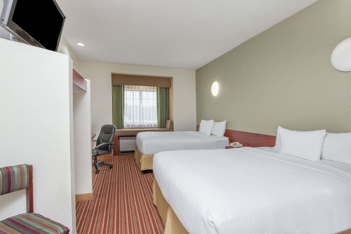 Imagen de la habitación del Hotel Days Inn By Wyndham Near Kansas Speedway. Foto 9