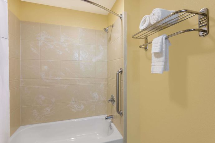 Imagen de la habitación del Hotel Days Inn By Wyndham New Orleans Pontchartrain. Foto 8