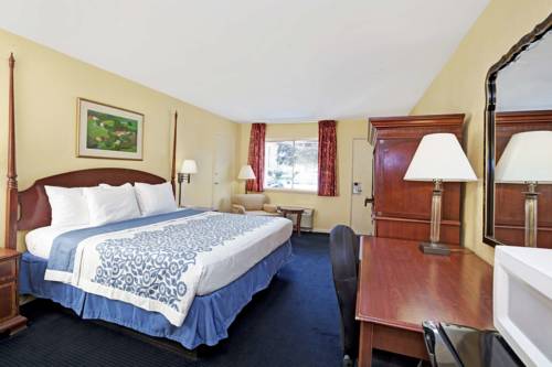 Imagen de la habitación del Hotel Days Inn By Wyndham Newport News. Foto 2