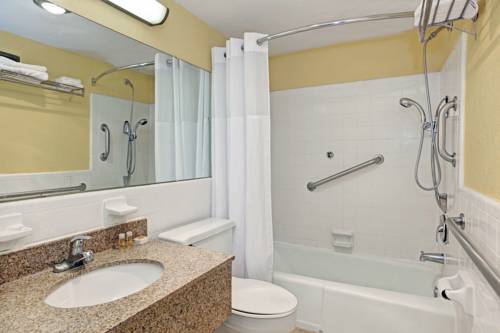 Imagen general del Hotel Days Inn By Wyndham Newport News. Foto 1
