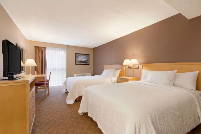 Imagen de la habitación del Hotel Days Inn By Wyndham Niagara Falls Near The Falls. Foto 10