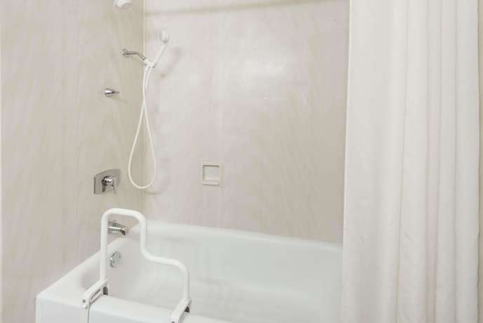 Imagen de la habitación del Hotel Days Inn By Wyndham Niles. Foto 6