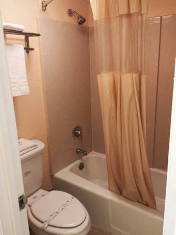 Imagen de la habitación del Hotel Days Inn By Wyndham Norfolk Military Circle. Foto 5