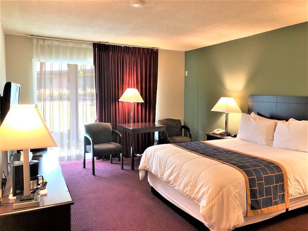 Imagen de la habitación del Hotel Days Inn By Wyndham Novato/san Francisco. Foto 3