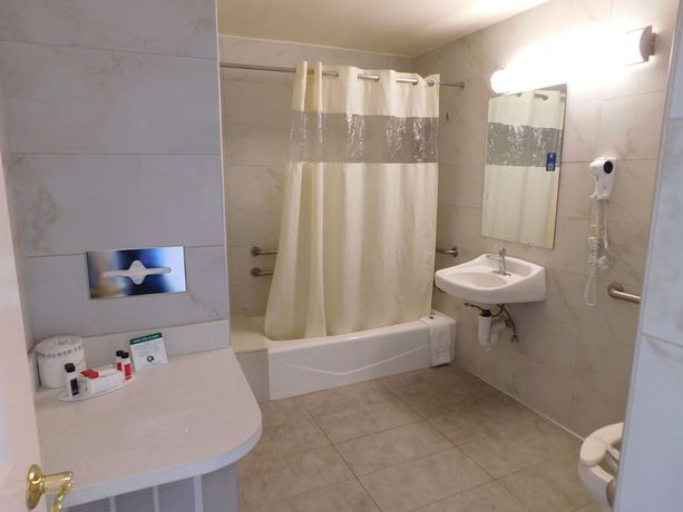 Imagen de la habitación del Hotel Days Inn By Wyndham Novato/san Francisco. Foto 18