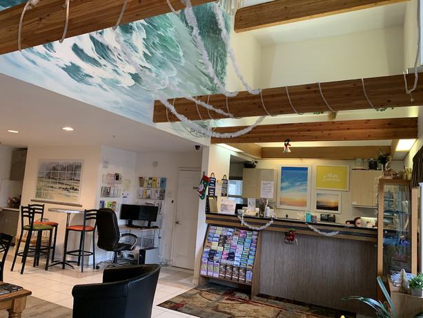 Imagen de los interiores del Hotel Days Inn By Wyndham Ocean Shores. Foto 18