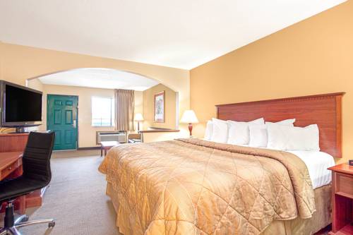 Imagen de la habitación del Hotel Days Inn By Wyndham Oklahoma City, Oklahoma City. Foto 15