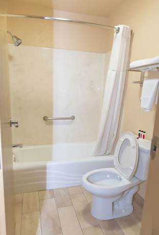 Imagen de la habitación del Hotel Days Inn By Wyndham Oklahoma City, Oklahoma City. Foto 2