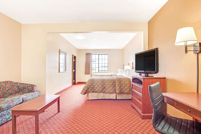 Imagen de la habitación del Hotel Days Inn By Wyndham Oklahoma City, Oklahoma City. Foto 5