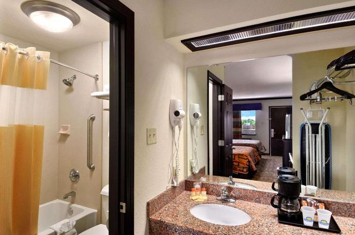 Imagen de la habitación del Hotel Days Inn By Wyndham Oklahoma City/moore. Foto 24