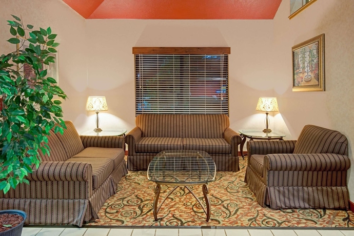Imagen de los interiores del Hotel Days Inn By Wyndham Olathe Medical Center. Foto 16