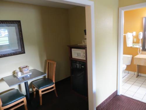 Imagen de la habitación del Hotel Days Inn By Wyndham Orange City/deland. Foto 13