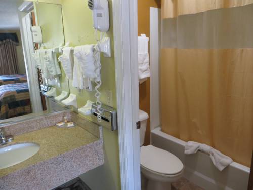 Imagen de la habitación del Hotel Days Inn By Wyndham Orange City/deland. Foto 14