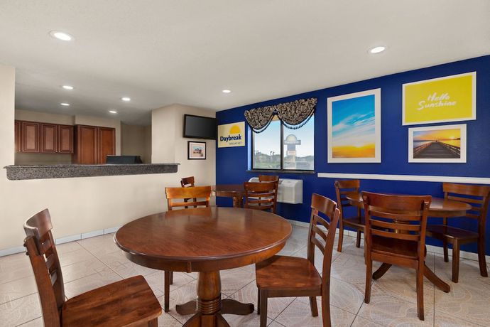 Imagen de los interiores del Hotel Days Inn By Wyndham Orange Park/jacksonville. Foto 15