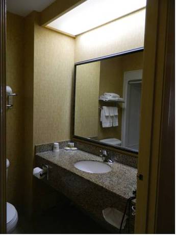 Imagen de la habitación del Hotel Days Inn By Wyndham Orillia. Foto 2