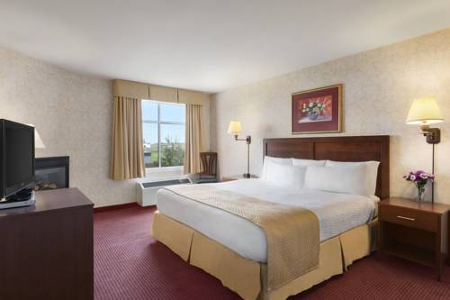 Imagen de la habitación del Hotel Days Inn By Wyndham Ottawa Airport. Foto 5