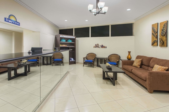 Imagen de los interiores del Hotel Days Inn By Wyndham Palm Springs. Foto 18