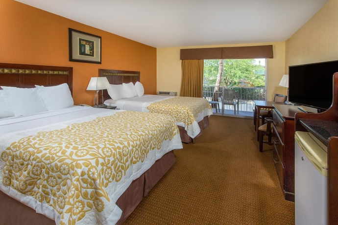 Imagen de la habitación del Hotel Days Inn By Wyndham Palm Springs. Foto 13