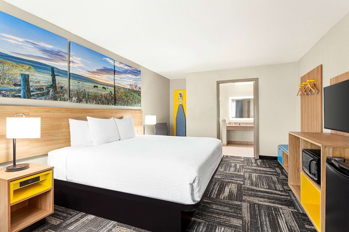 Imagen de la habitación del Hotel Days Inn By Wyndham Paris. Foto 6