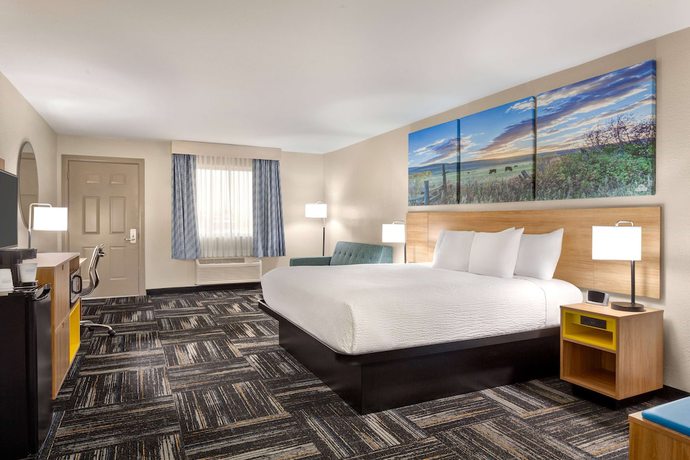 Imagen de la habitación del Hotel Days Inn By Wyndham Paris. Foto 18