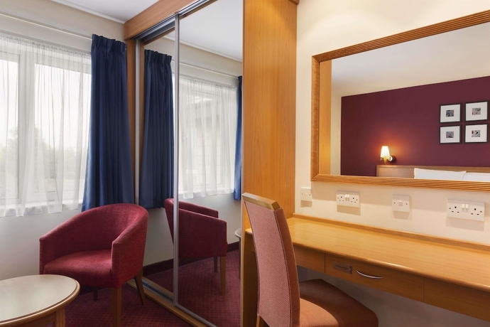 Imagen de la habitación del Hotel Days Inn By Wyndham Peterborough. Foto 11