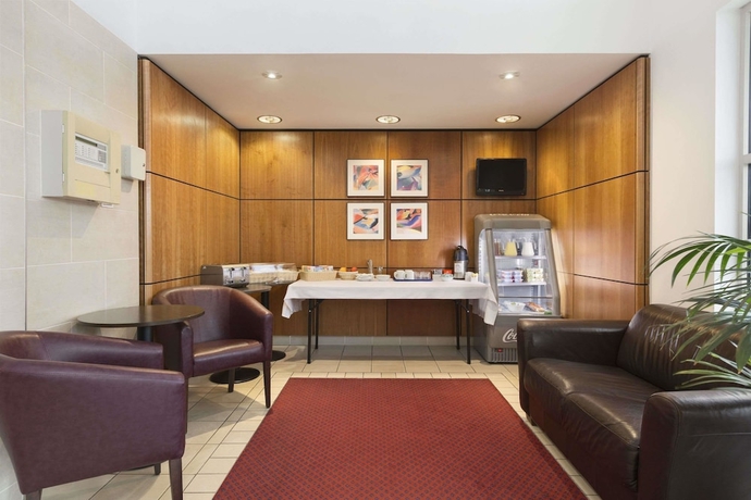 Imagen del bar/restaurante del Hotel Days Inn By Wyndham Peterborough. Foto 3