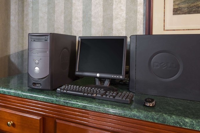 Imagen de los interiores del Hotel Days Inn By Wyndham Petersburg/south Fort Lee. Foto 17